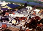 Luftaufnahme auf die Brotfabrik (heute - Am Markt) 
Rechts die Petriekirche und die alte Schule. Die Berliner Straße gab es noch nicht.